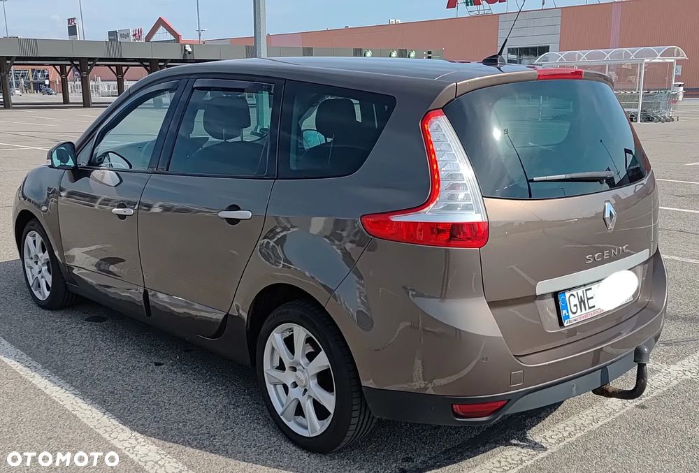 Renault Scenic 2.0 16V Privilege CVT - 8