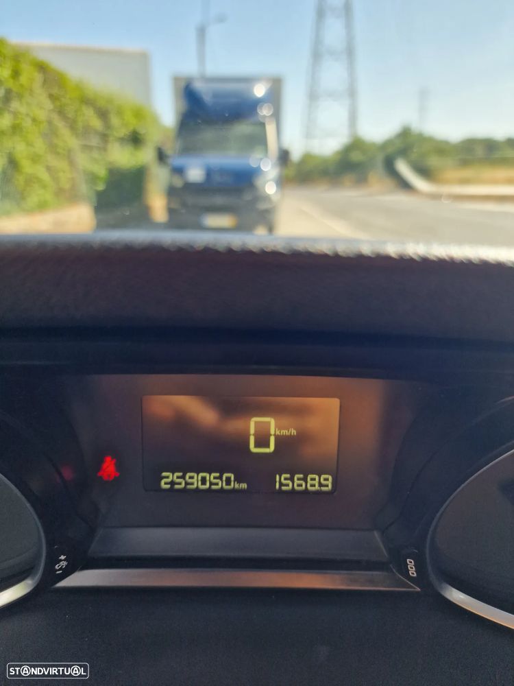 Peugeot 308 1.6 HDi Active - 18