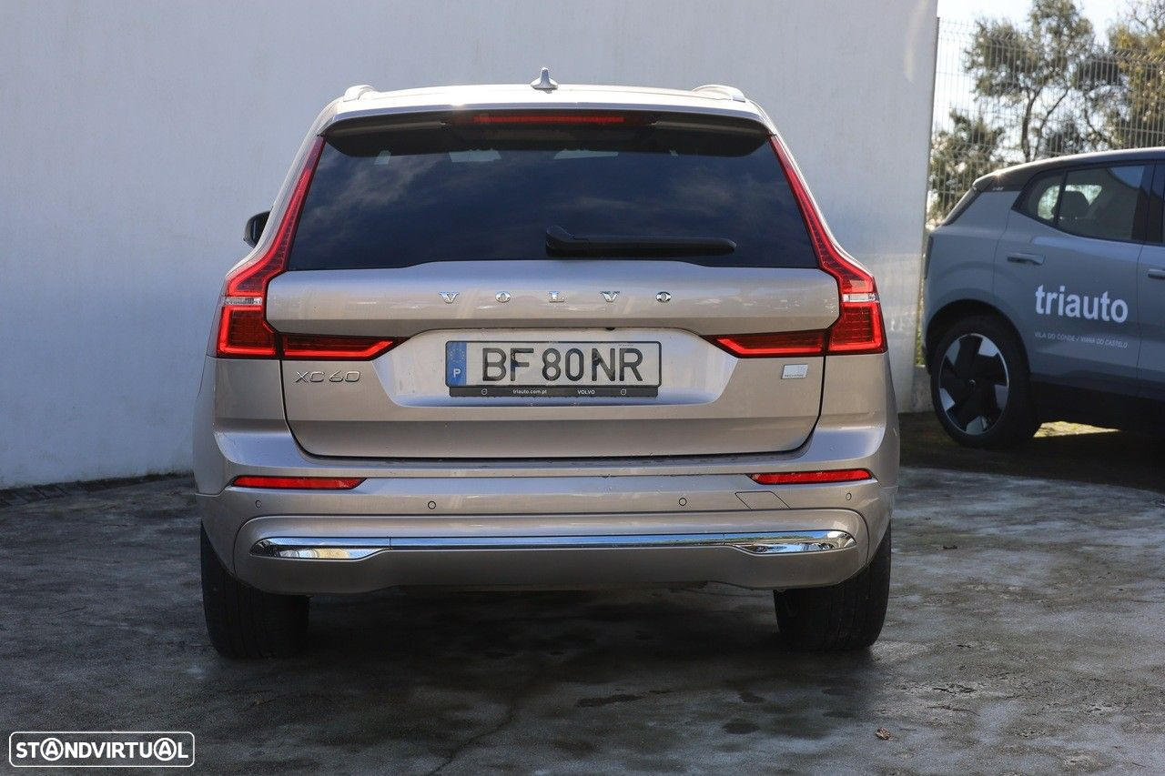 Volvo XC 60 2.0 T6 PHEV Plus Bright AWD - 4