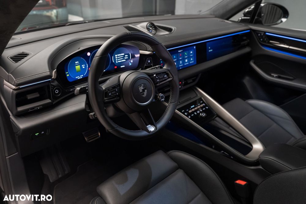 Porsche Macan - 18