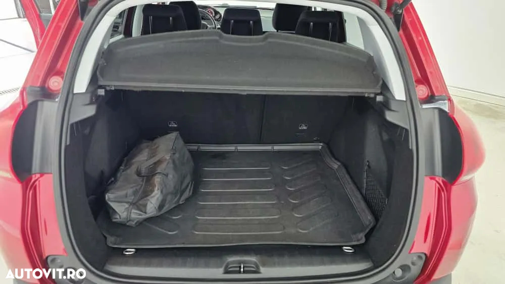 Peugeot 2008 1.5 BlueHDI FAP Active - 12