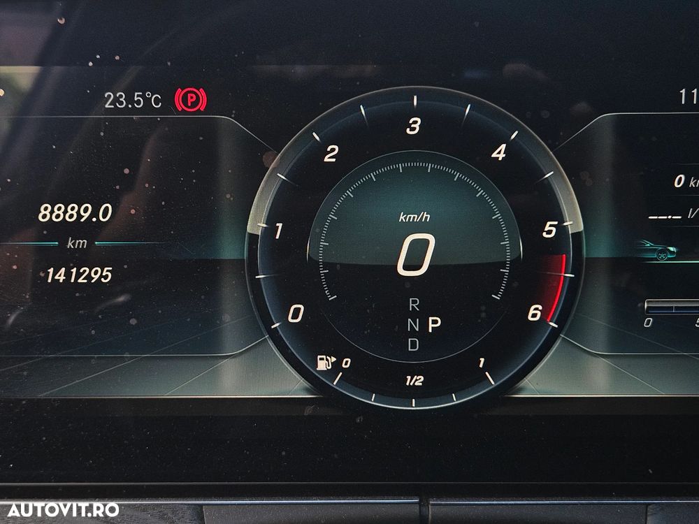 Mercedes-Benz E 220 d 4Matic 9G-TRONIC AMG Line - 9