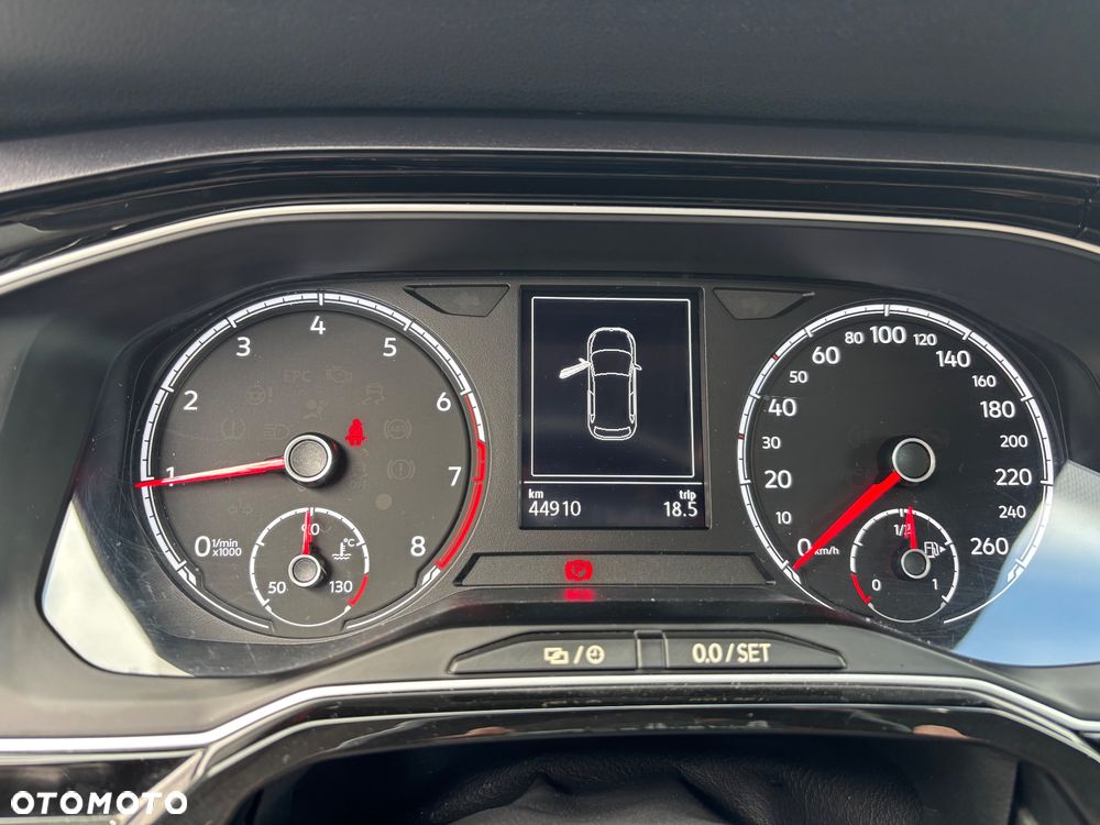 Volkswagen Polo 1.0 TSI Special Edition - 19