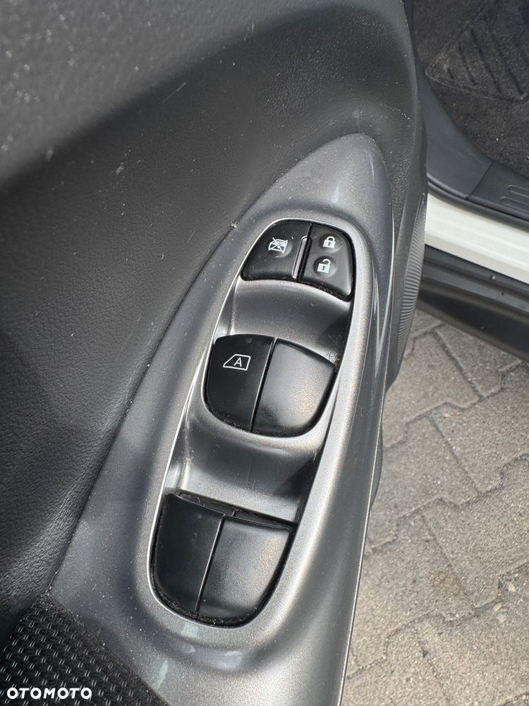 Nissan Juke 1.6 Acenta S&S - 18