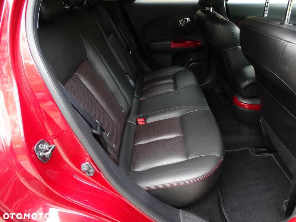 Nissan Juke 1.6 T Tekna - 32