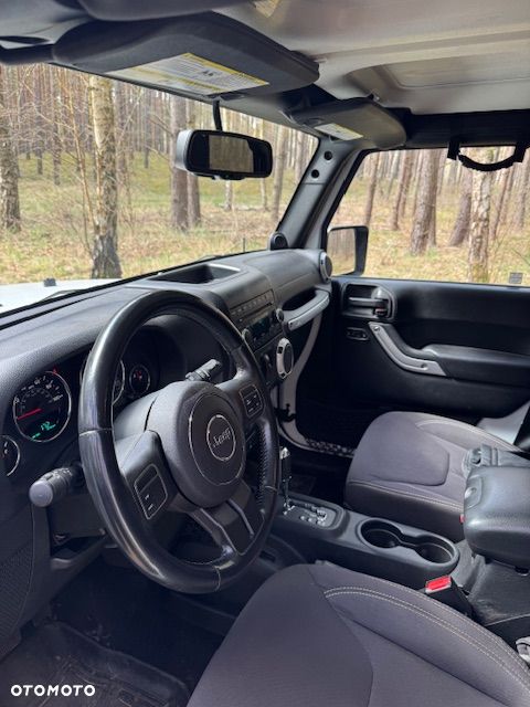 Jeep Wrangler Unlimited 3.6 Automatik Sahara - 10