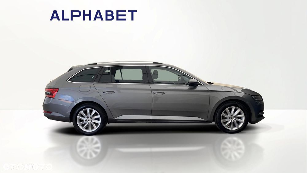 Skoda Superb 2.0 TDI SCR 4x4 Style DSG - 6