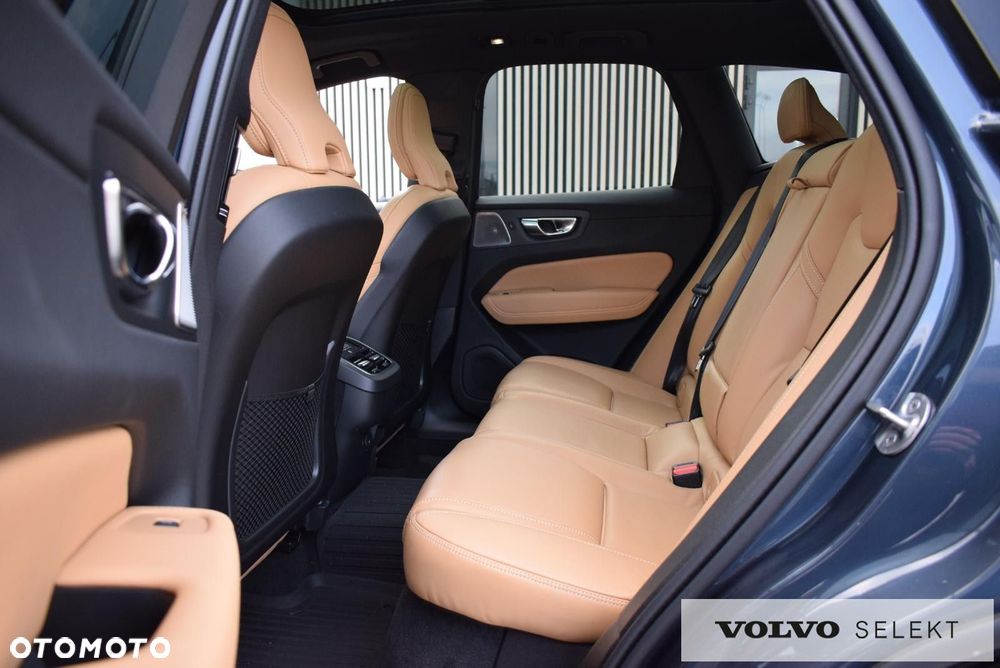 Volvo XC 60 - 22