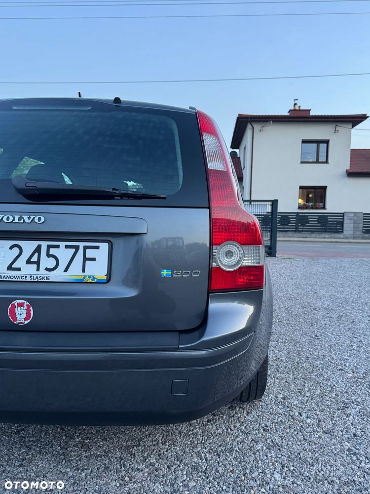 Volvo V50 - 23