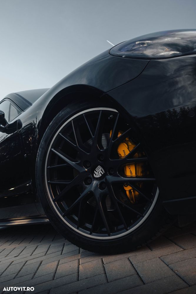 Porsche Panamera 4S - 5