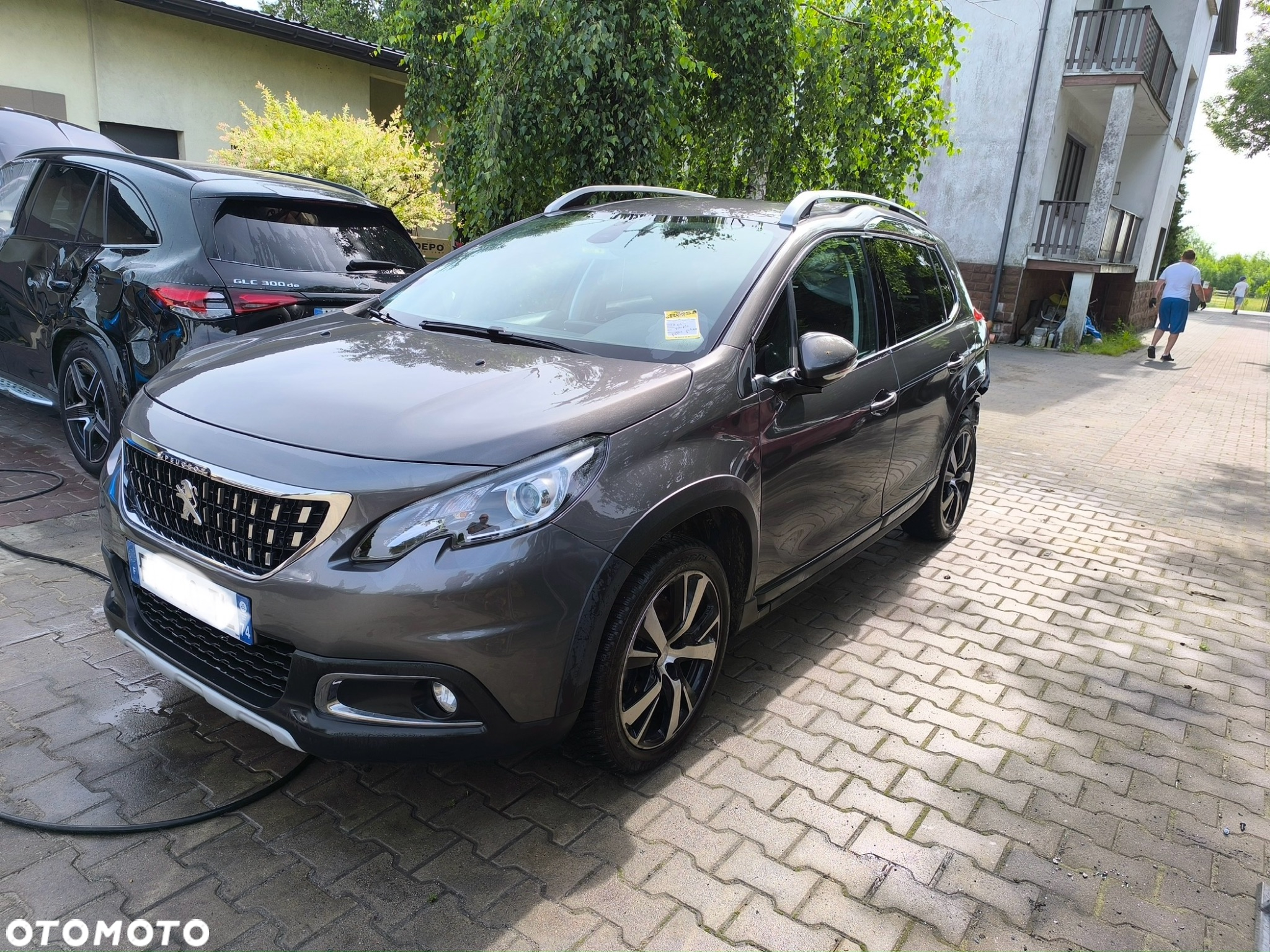 Peugeot 2008 1.2 Pure Tech GPF Allure S&S EAT6 - 2