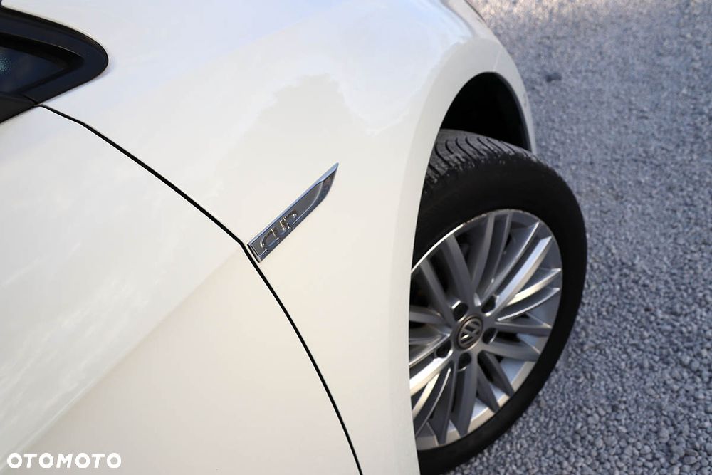 Volkswagen Golf - 17