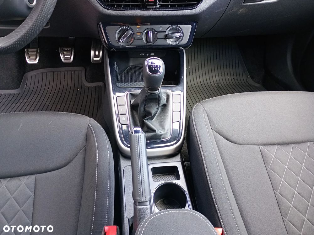 Skoda Fabia 1.0 TSI Selection - 10