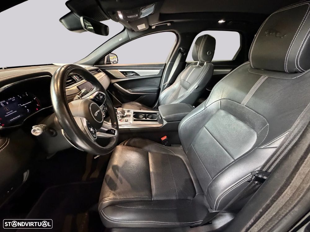 Jaguar XF 2.0 D200 R-Dynamic S AWD Aut. — fotografia 12