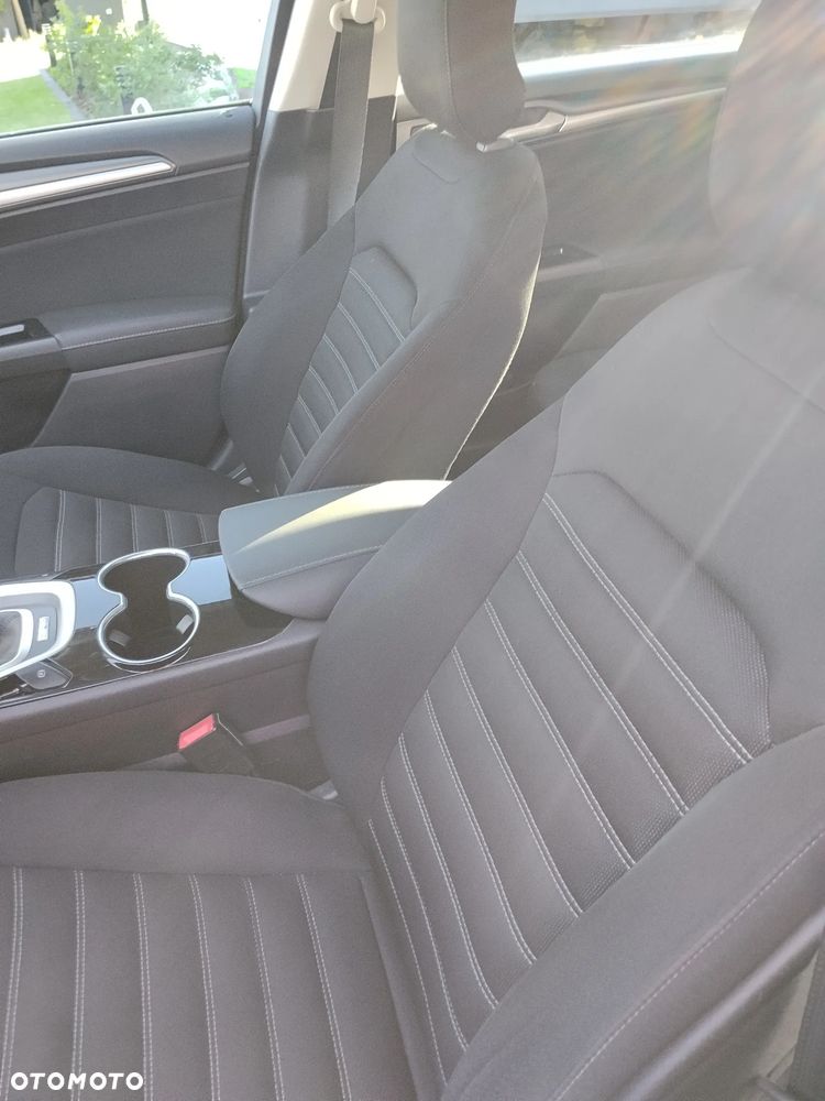 Ford Mondeo 1.5 EcoBoost Ambiente Plus - 12