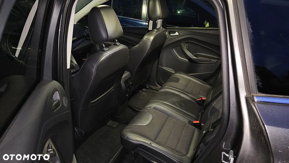 Ford Kuga 2.0 TDCi 4WD Titanium Plus - 12