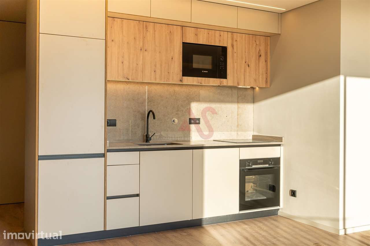 Apartamento T2 inserido no empreendimento Santos Silva em Vila Nova de - Grande imagem: 5/22