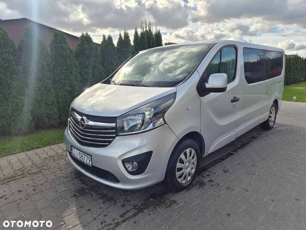Opel Vivaro - 2