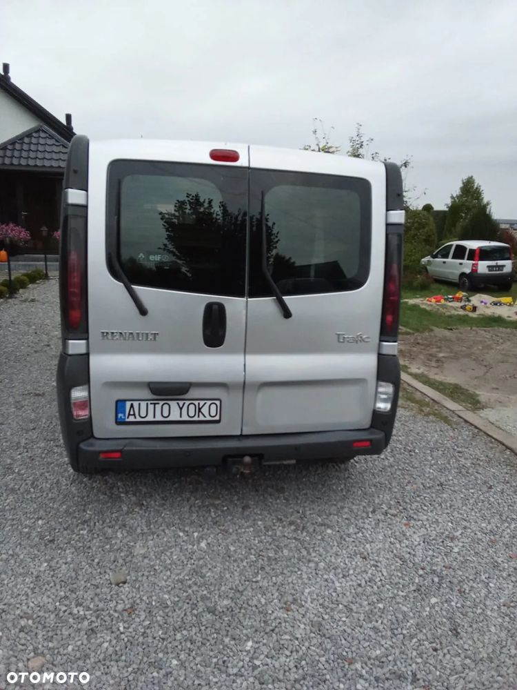 Opel Vivaro - 9