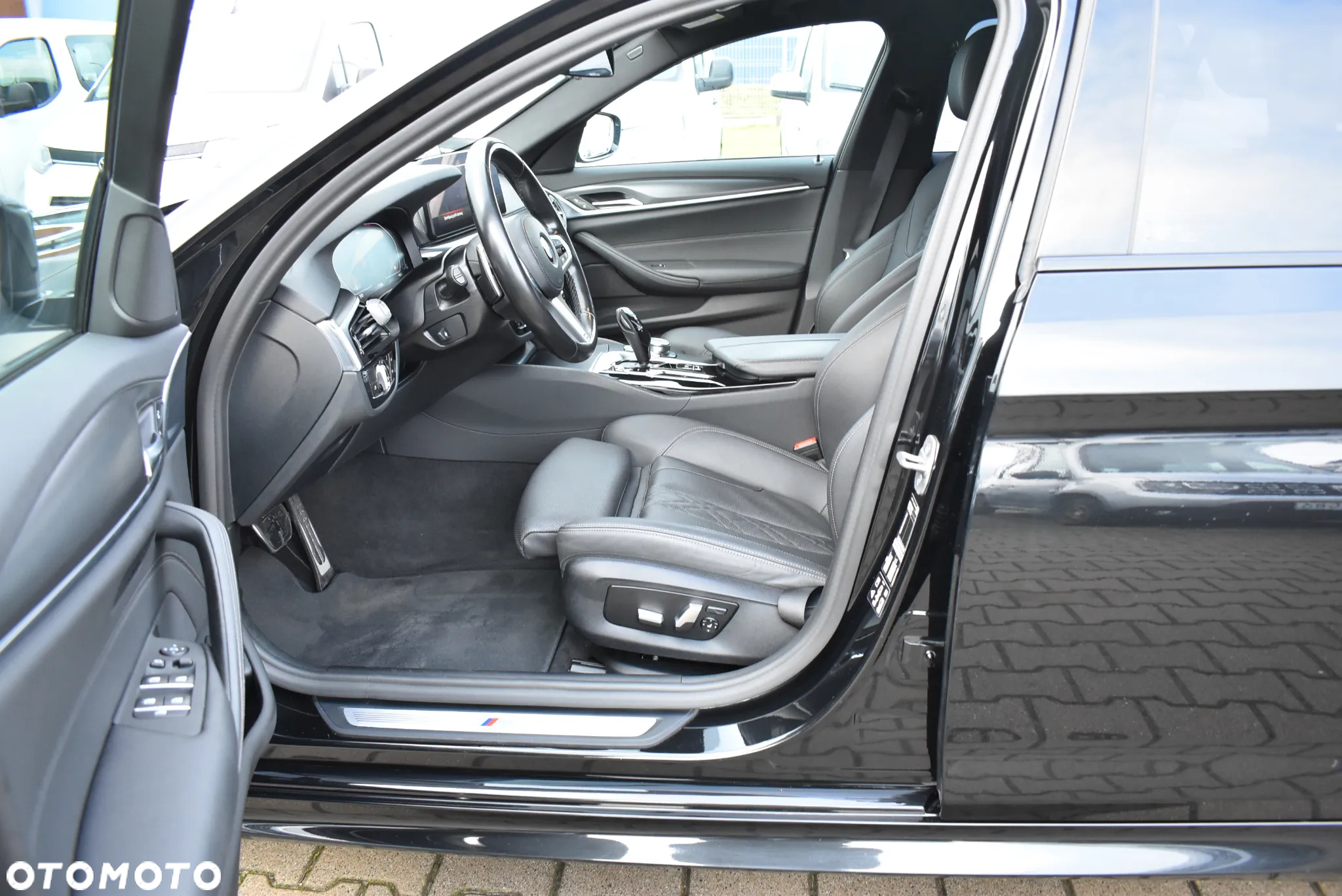 BMW Seria 5 - 10