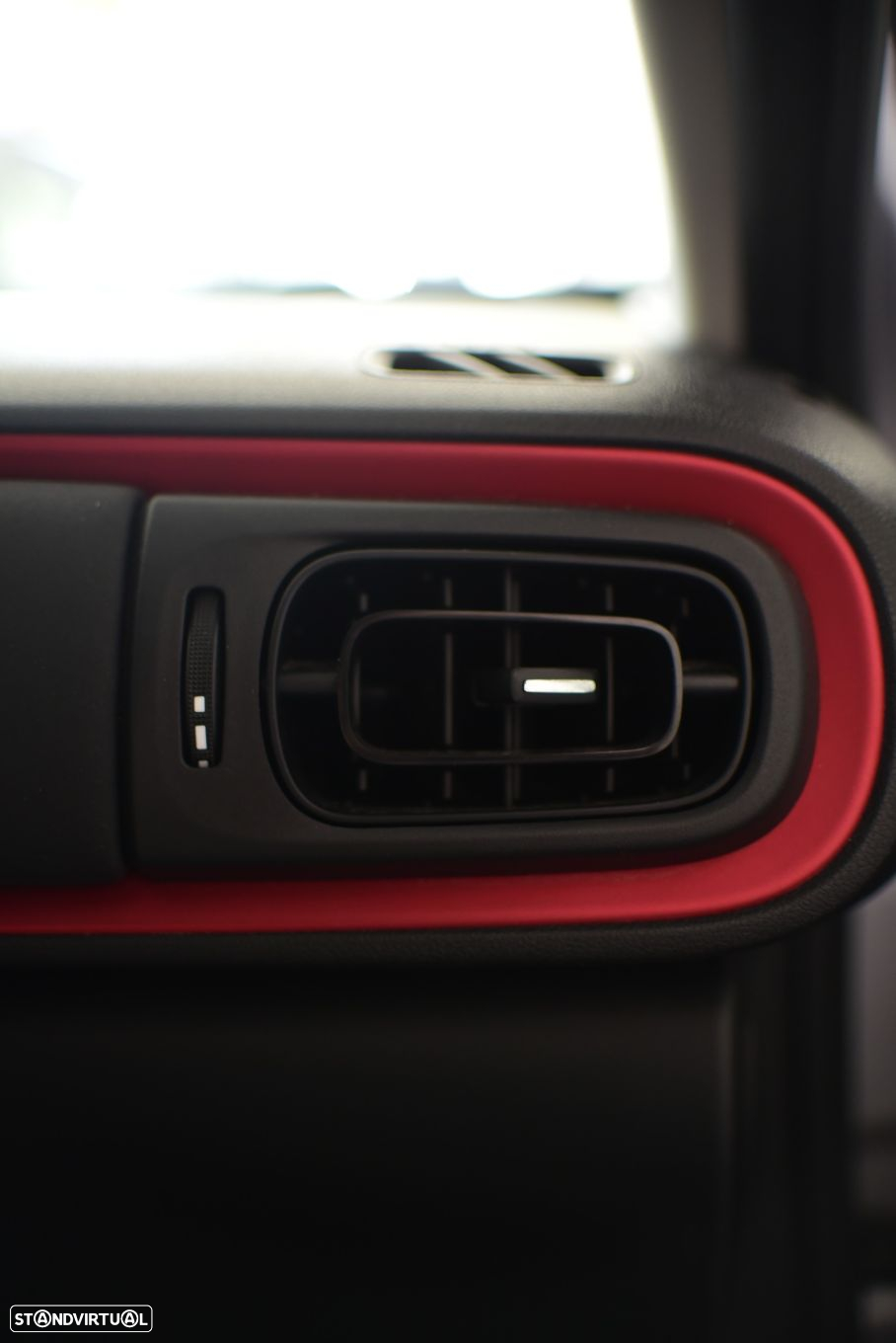 Citroën C3 1.2 PureTech C-Series - 28