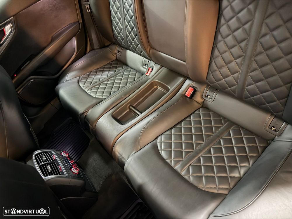 Audi A7 Sportback 3.0 BiTDi V6 quattro S-line Tiptronic - 18