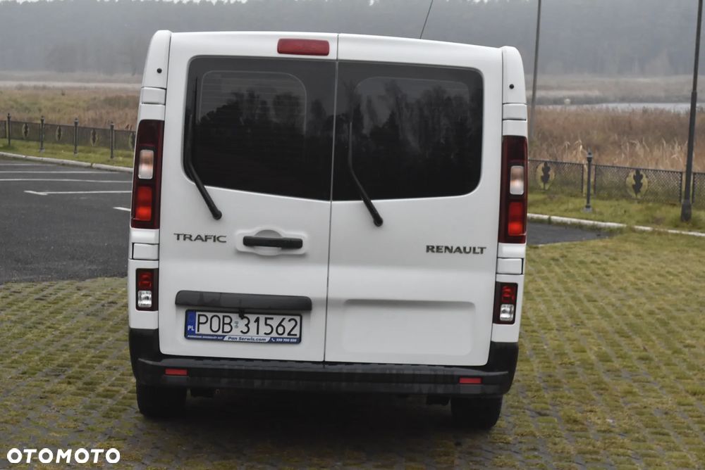 Renault Trafic - 23