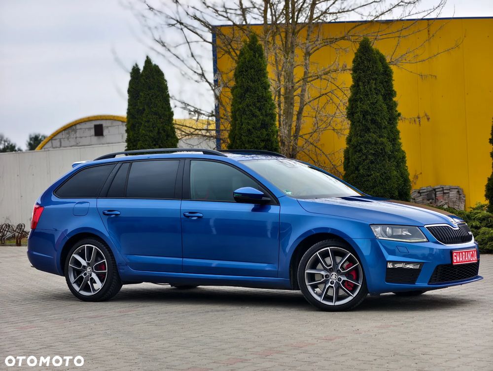 Skoda Octavia 2.0 TDI DSG RS - 33