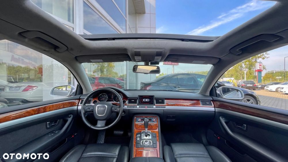Audi A8 W12 quattro - 8