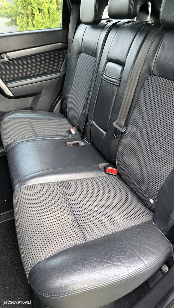 Chevrolet Captiva 2.0 VCDi Seven Extreme 7L - 27