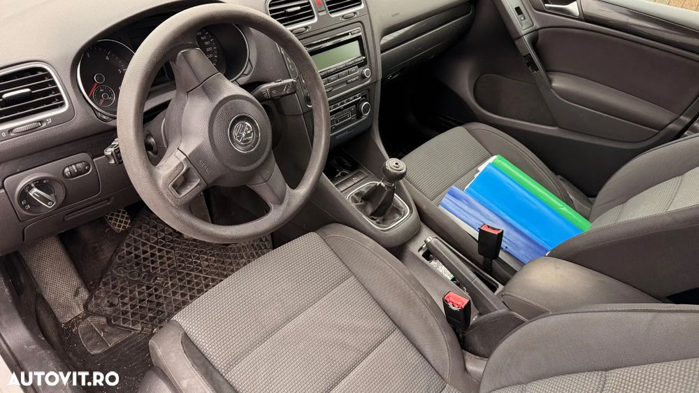 Volkswagen Golf 1.6 TDI DPF BMT Trendline - 4