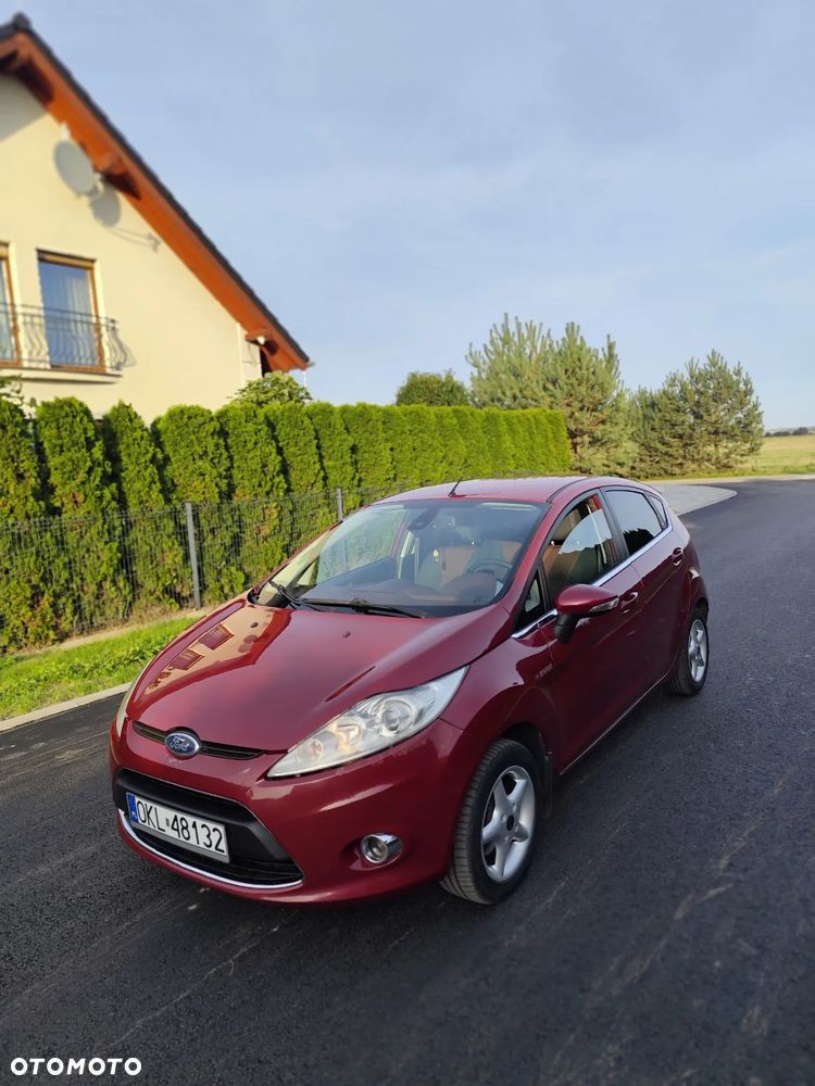 Ford Fiesta - 2