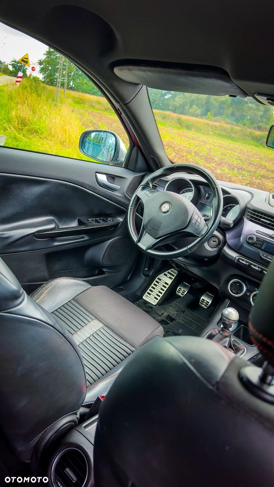 Alfa Romeo Giulietta 2.0 JTDM Distinctive - 10
