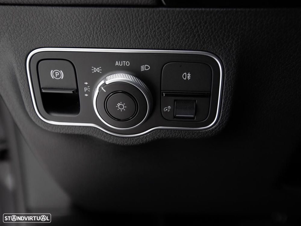 Mercedes-Benz EQA 300 4Matic Progressive - 19