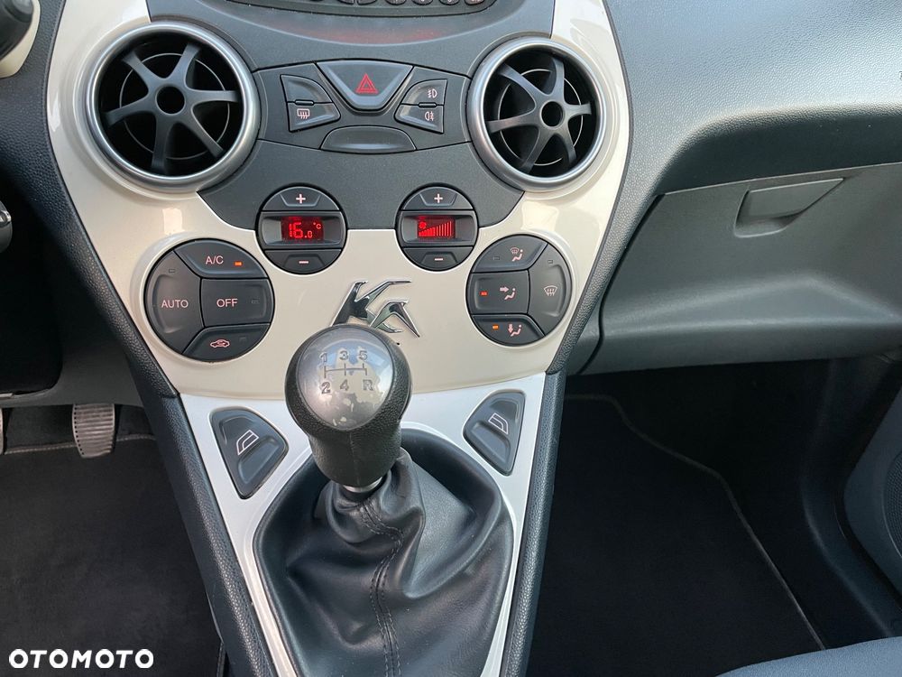 Ford KA 1.2 Titanium - 35