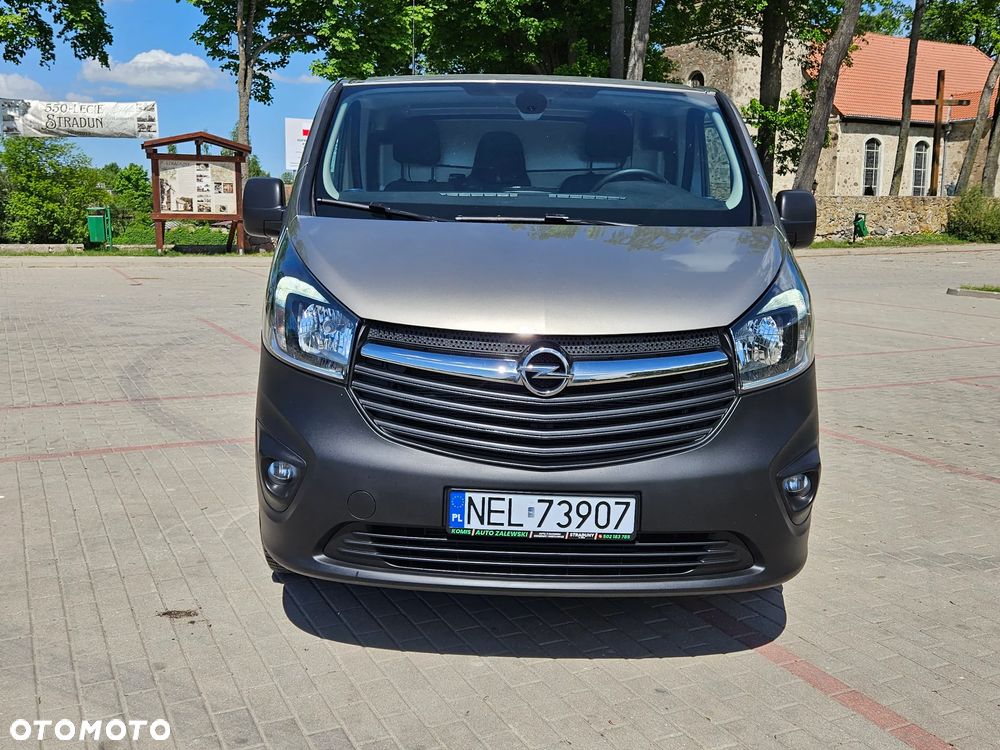 Opel Vivaro - 2
