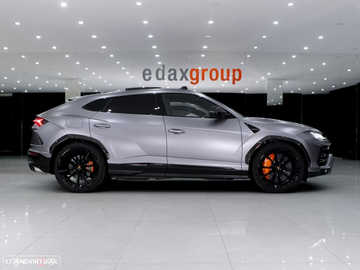 Lamborghini Urus 4.0 V8 - 2