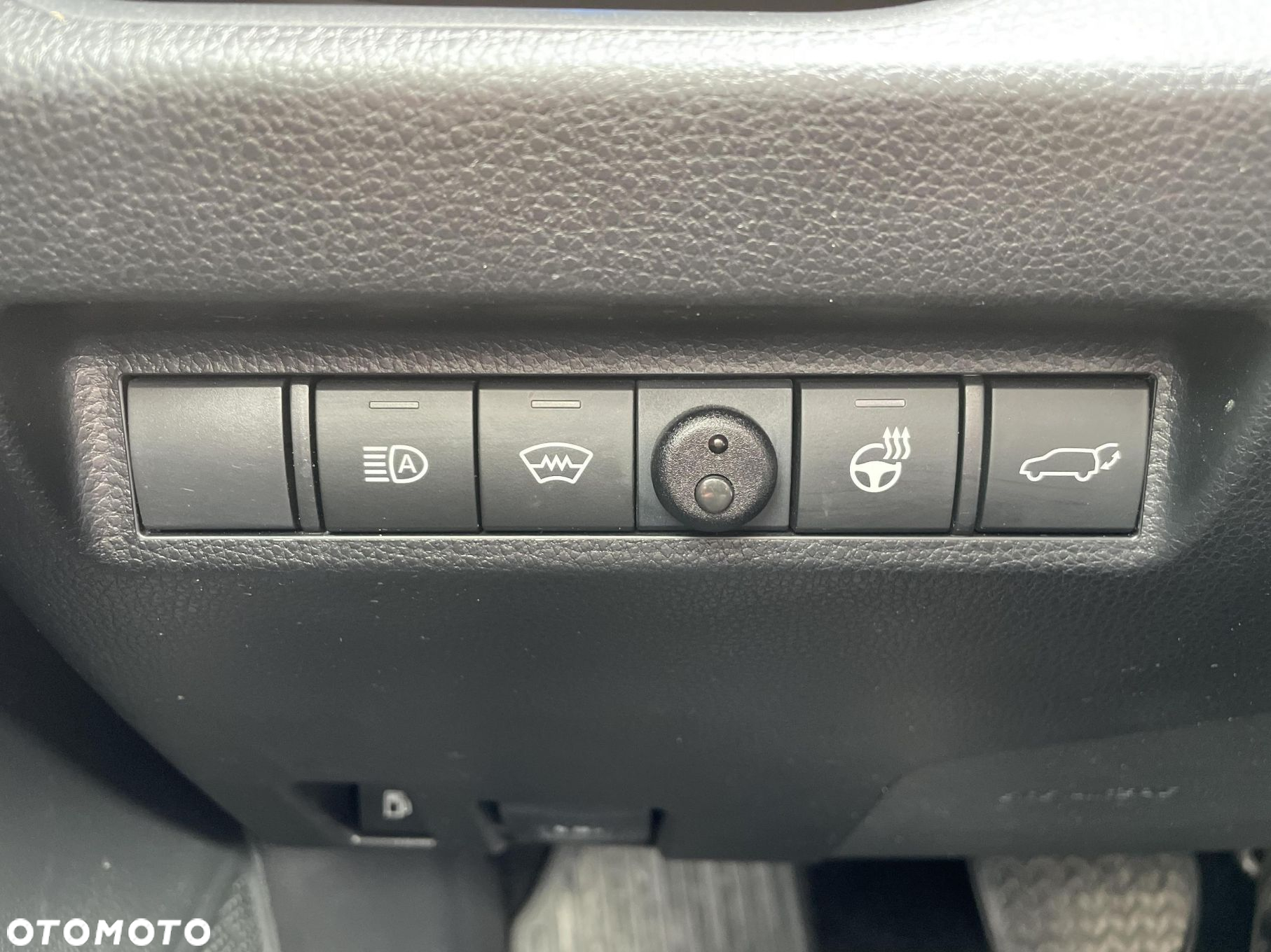 Toyota RAV4 2.5 Hybrid Selection 4x2 - 24