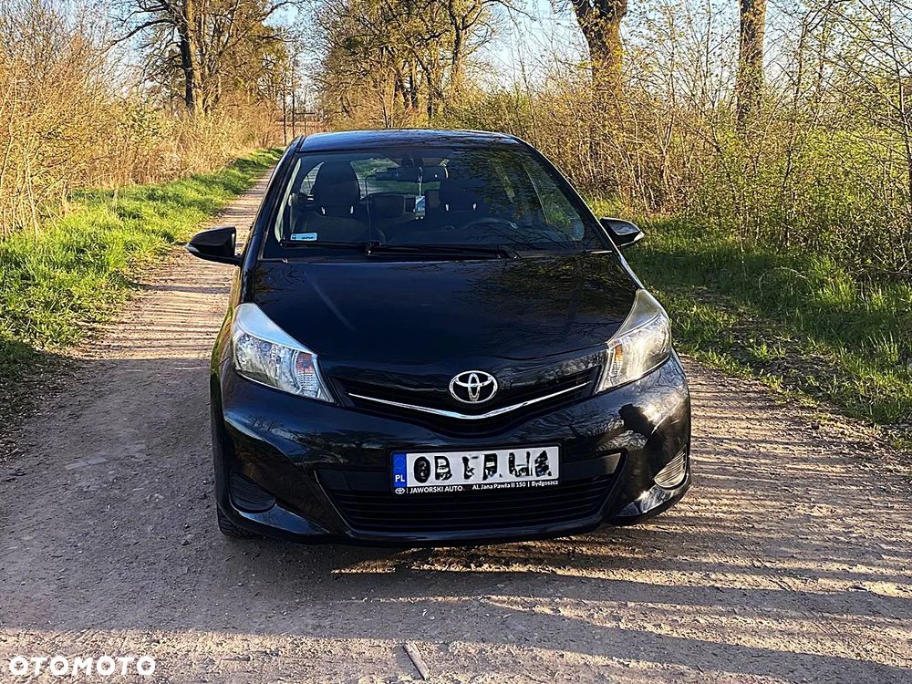 Toyota Yaris - 4