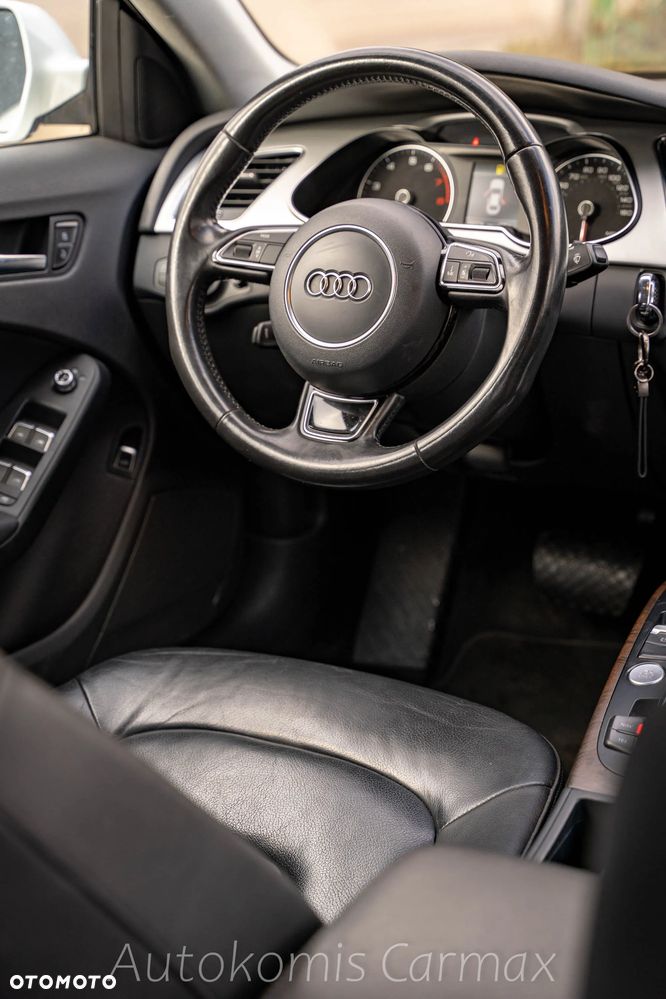 Audi A4 Limousine - 21