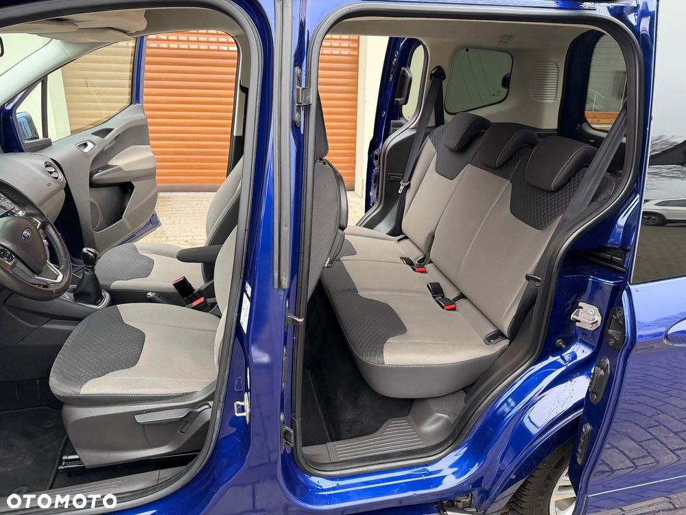 Ford Tourneo Courier - 5