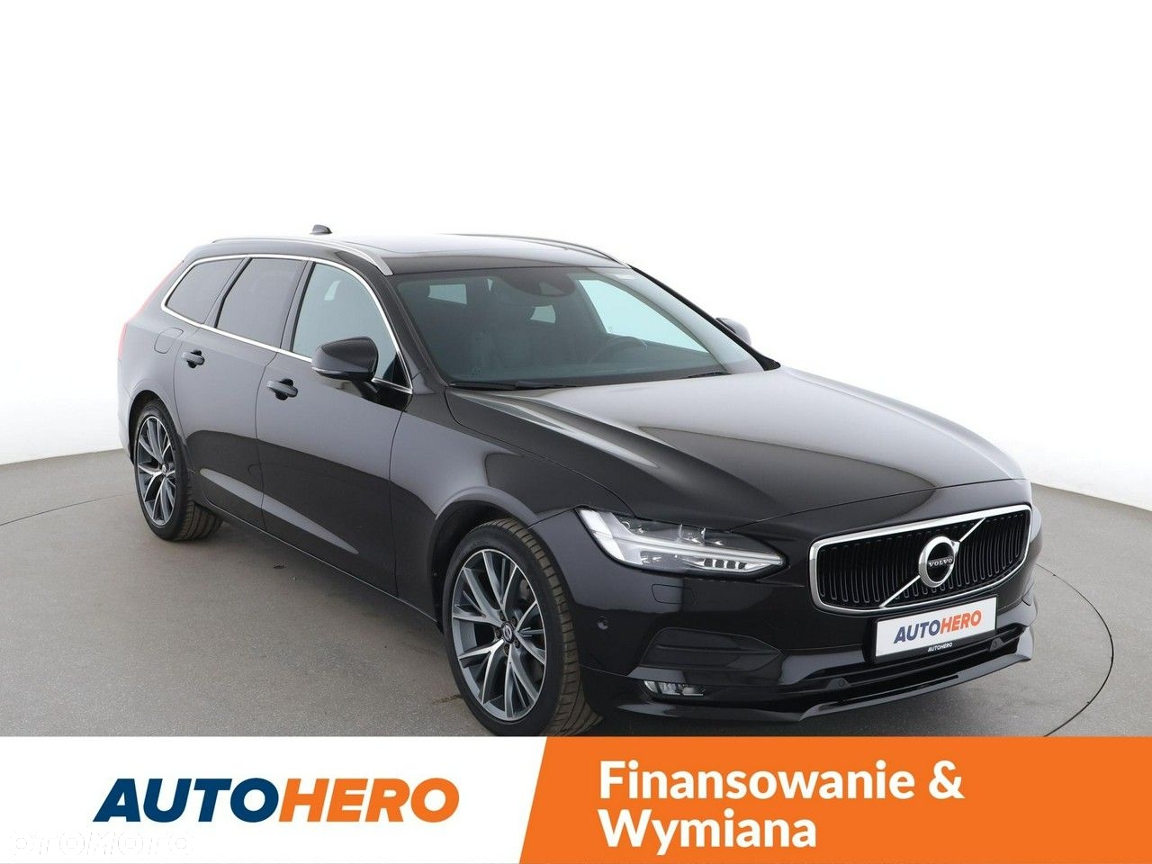Volvo V90 D4 AWD Momentum - 10