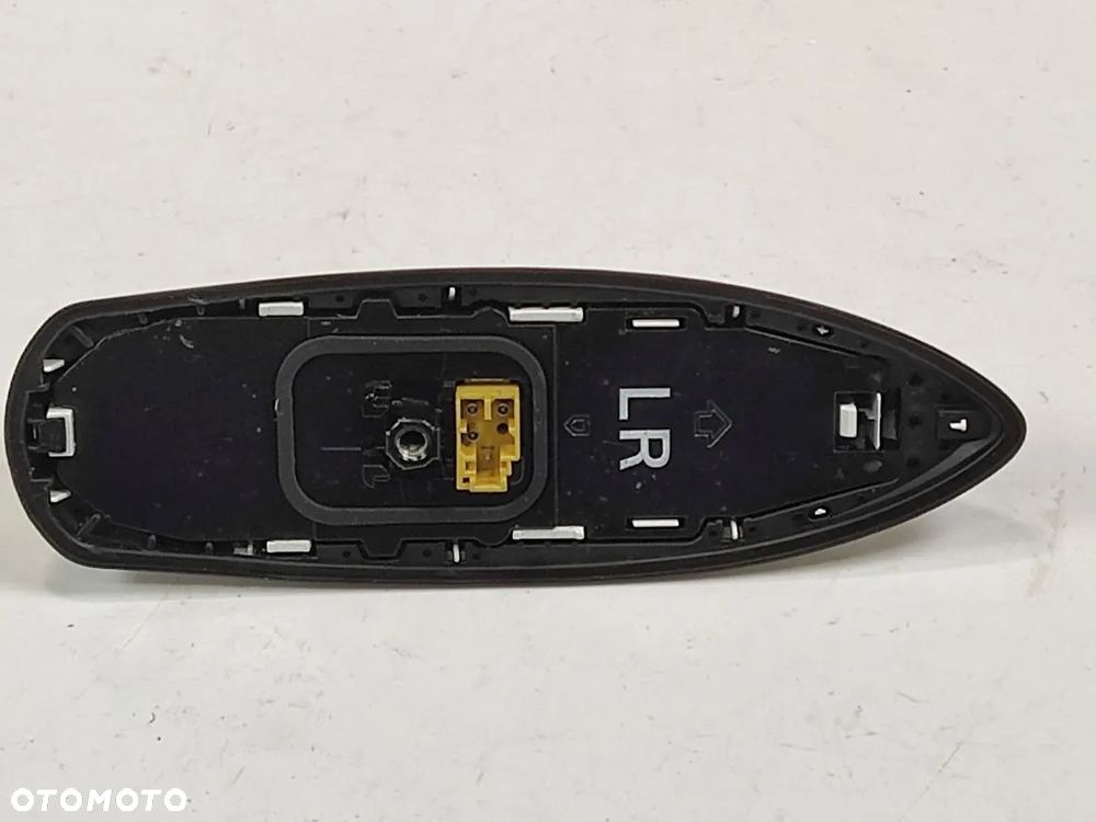 TOYOTA YARIS 19-24r Antena Rekinek RÓŻNE KOLORY - 8