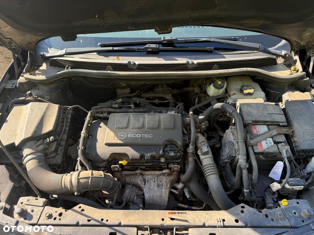 Opel Astra 1.4 Turbo Exklusiv - 20