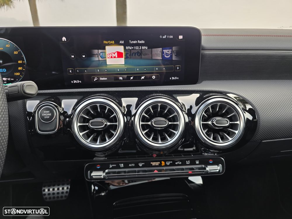 Mercedes-Benz CLA 250 e 8G-DCT AMG Line - 19