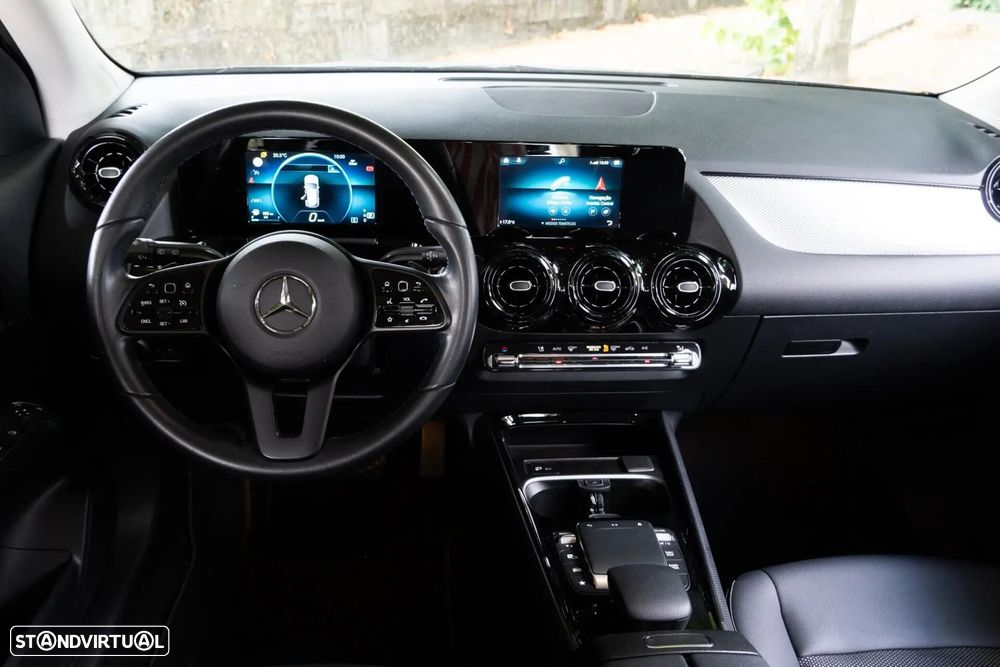 Mercedes-Benz GLA 180 7G-DCT Style - 8