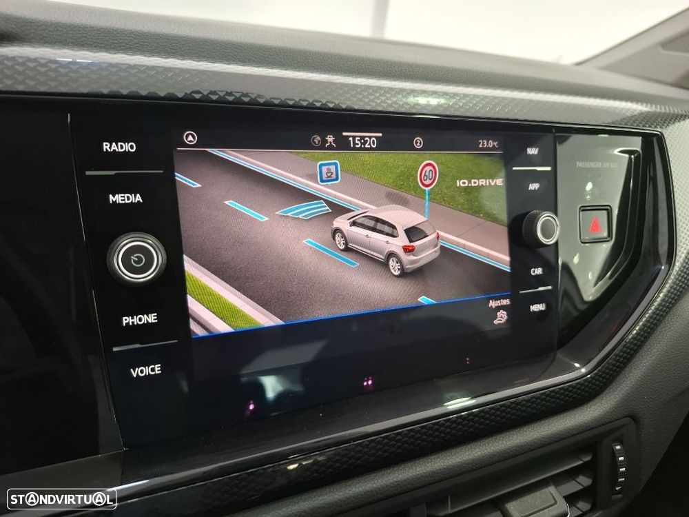 VW Polo 1.0 TSI Urban DSG - 18