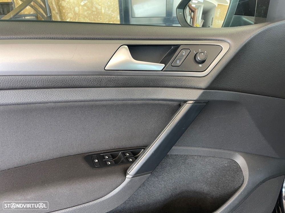 VW Golf 1.6 TDi Trendline - 6