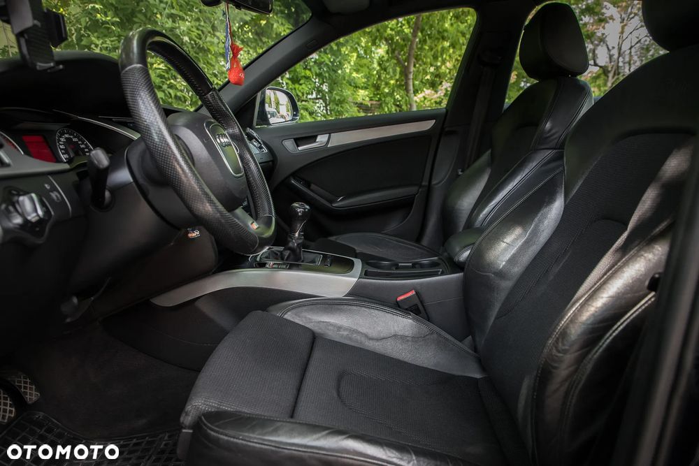 Audi A4 Limousine 2.0 TFSI S line Sportpaket (plus) - 25
