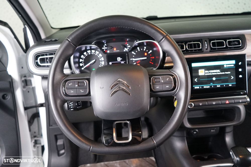 Citroën C3 1.2 PureTech Shine - 20